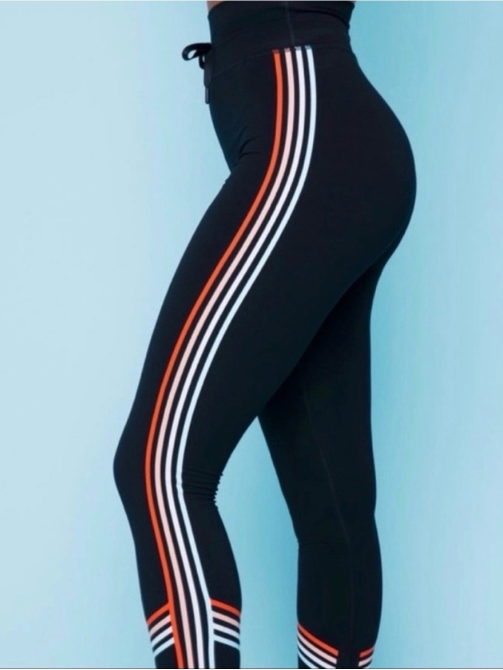 White Fox SDX WFA Sarah’s Day Black High-Waist Leggings with Side Stripes Small